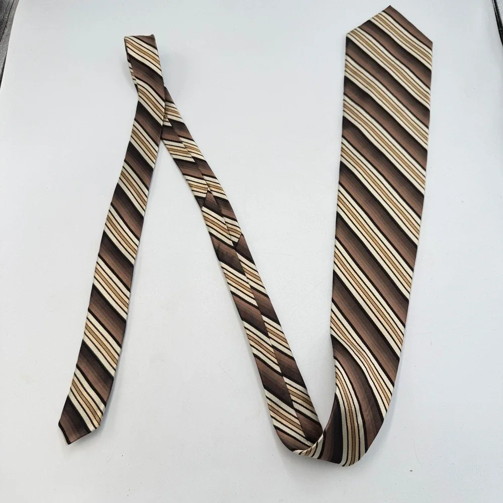 Van Heusen Mens Silk Necktie Brown Tan Cream Striped‎ Classic Business Tie